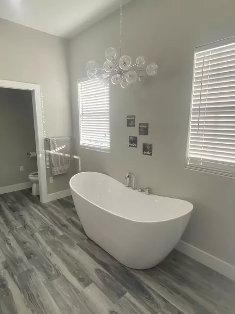 Bath - 4 Evergreen Ct, Key Haven, FL 33040 photo 1 of 4