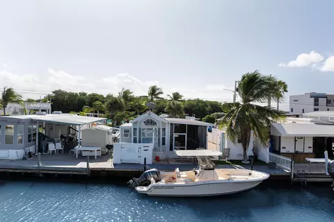 325 Calusa St #213, Key Largo, FL 33037