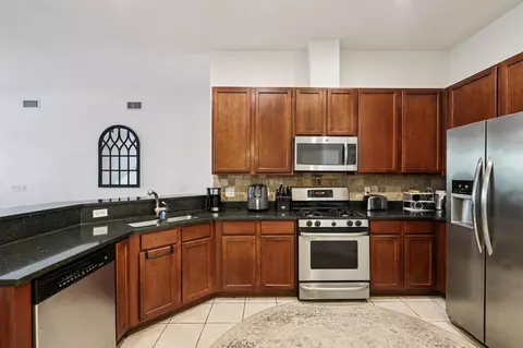 Kitchen - 333 Stokes Creek Dr, Saint Augustine, FL 32095 photo 1 of 4