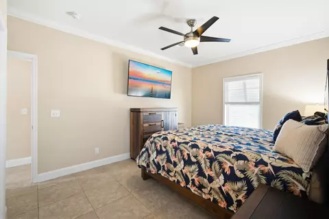 Bedroom - 183 Star Ln, Key West, FL 33040 photo 2 of 6