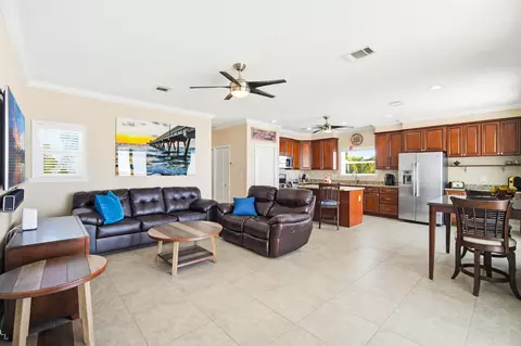 Living - 183 Star Ln, Key West, FL 33040 photo 1 of 3