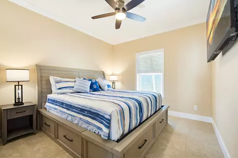 Bedroom - 183 Star Ln, Key West, FL 33040 photo 4 of 6