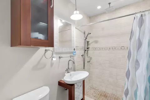 Bath - 3707 Paula Ave, Key West, FL 33040 photo 3 of 3