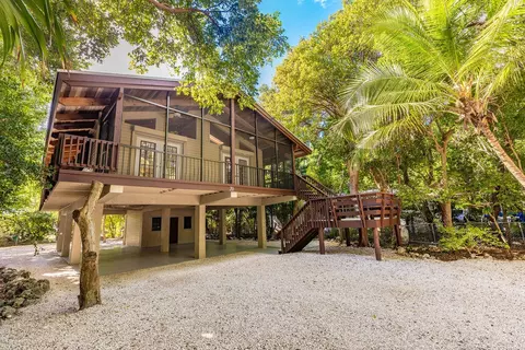 20 Park Rd, Islamorada, FL 33036
