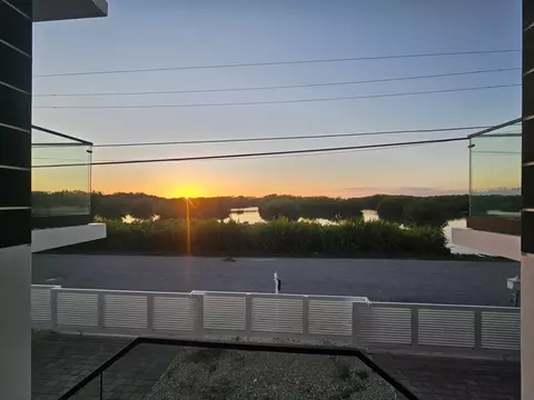 View/Area - 141 Grassy Rd, Key Largo, FL 33037 photo 6 of 9