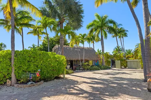 2950 Overseas Hwy #37, Saddle Bunch, FL 33040