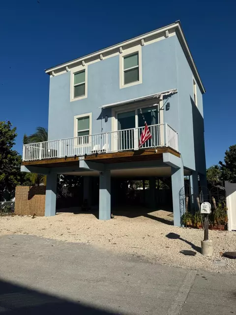 655 92nd St Ocean St, Marathon, FL 33050