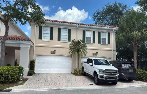 35 Laurel Oaks Cir, Jupiter, FL 33469 photo 1