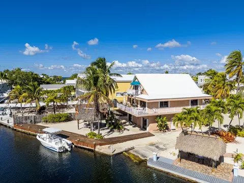 13 Center Ln, Key Largo, FL 33037