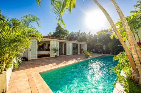 Exterior - 3735 Eagle Ave, Key West, FL 33040 photo 4 of 12