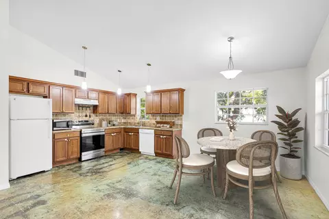 1018 Snapper Ln, Key Largo, FL 33037 photo 3