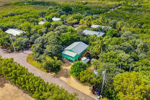 1258 Division St, Big Pine Key, FL 33043