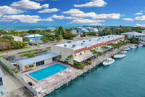 423 Sombrero Beach Rd #9, Marathon, FL 33050