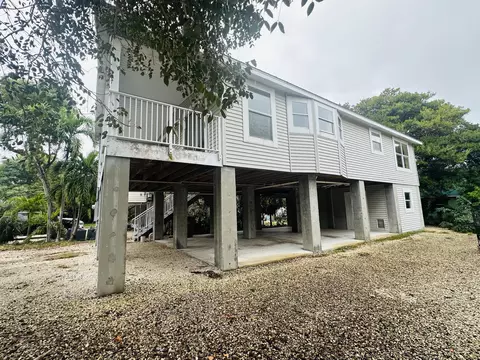31071 E Ave, Big Pine Key, FL 33043