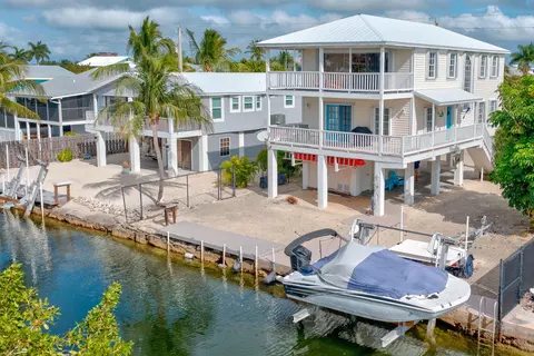 218 Spanish Main Dr, Cudjoe Key, FL 33042