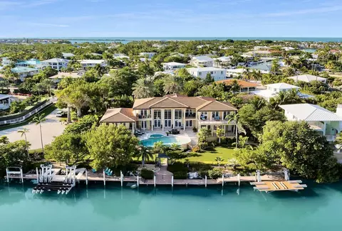 301 Ixora St, Duck Key, FL 33050