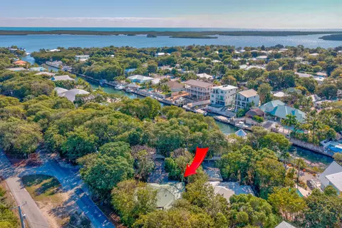 33 Blue Runner St, Key Largo, FL 33037