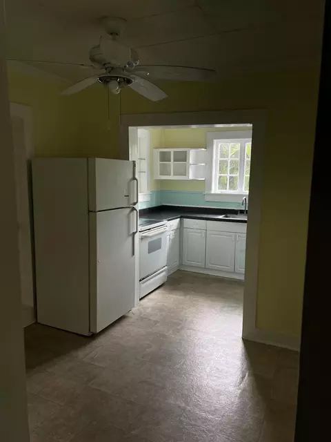 Kitchen - 1115 Fleming St, Key West, FL 33040 photo 3 of 5