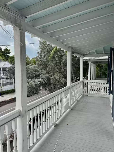 Exterior - 1115 Fleming St, Key West, FL 33040 photo 7 of 13