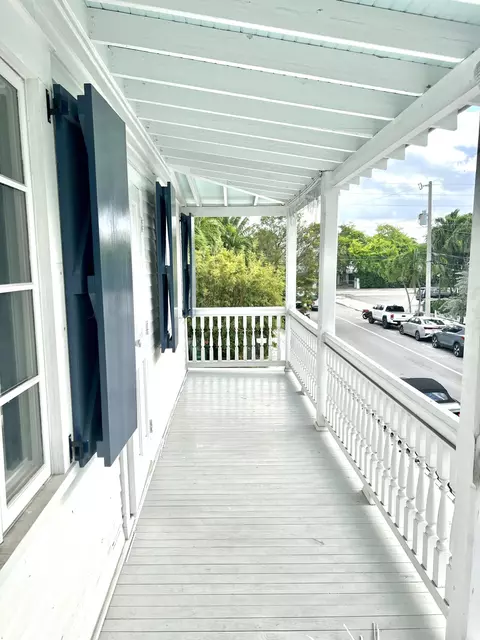 Exterior - 1115 Fleming St, Key West, FL 33040 photo 6 of 13
