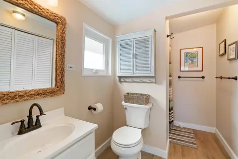 Bath - 412 3rd St, Key Largo, FL 33037 photo 1 of 3