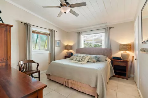 Bedroom - 412 3rd St, Key Largo, FL 33037 photo 4 of 4