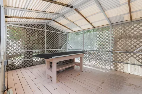 Exterior - 412 3rd St, Key Largo, FL 33037 photo 7 of 13