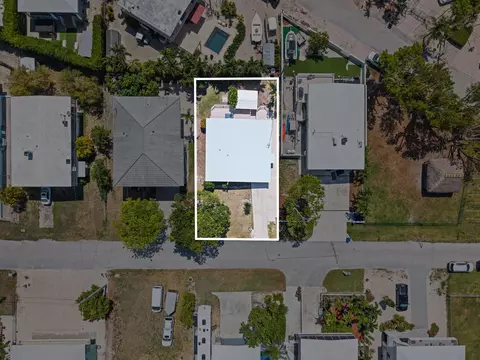 View/Area - 412 3rd St, Key Largo, FL 33037 photo 6 of 8