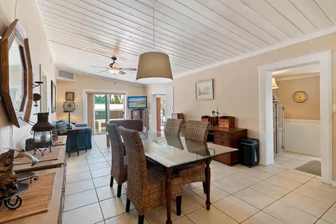 Dining - 412 3rd St, Key Largo, FL 33037 photo 1 of 2