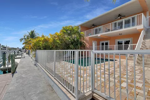 Exterior - 570 9th St #KEY colony, Key Colony Beach, FL 33051 photo 12 of 12