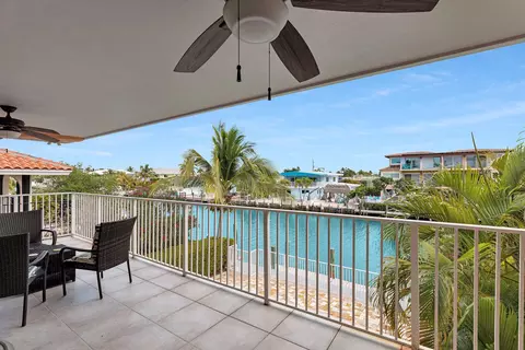 Exterior - 570 9th St #KEY colony, Key Colony Beach, FL 33051 photo 8 of 12