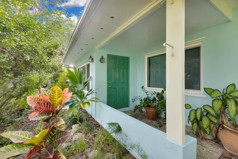 Exterior - 535 80th Street Ocean St, Marathon, FL 33050 photo 1 of 15