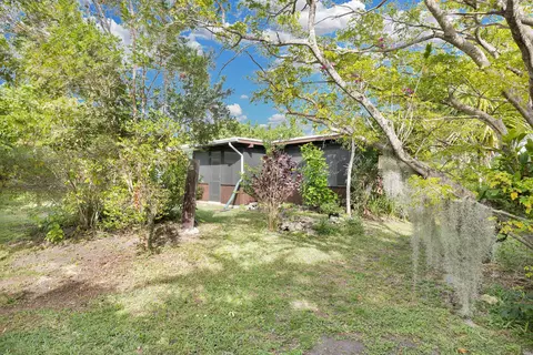 Exterior - 535 80th Street Ocean St, Marathon, FL 33050 photo 10 of 15