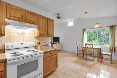 Kitchen - 535 80th Street Ocean St, Marathon, FL 33050 photo 4 of 4