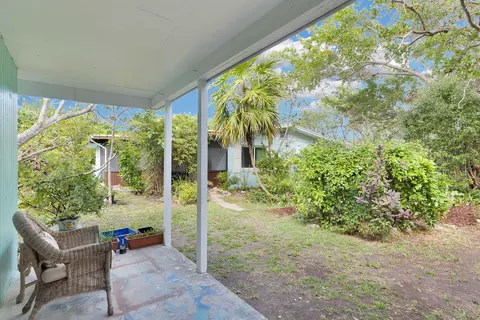 Exterior - 535 80th Street Ocean St, Marathon, FL 33050 photo 13 of 15