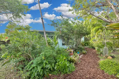 Exterior - 535 80th Street Ocean St, Marathon, FL 33050 photo 15 of 15