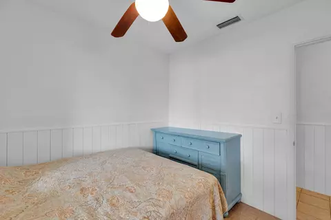Bedroom - 535 80th Street Ocean St, Marathon, FL 33050 photo 2 of 6