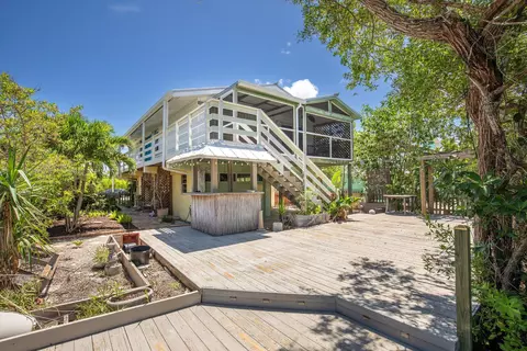 Exterior - 3672 Fox St, Big Pine Key, FL 33043 photo 3 of 6