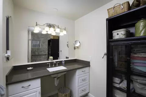 Bath - 3672 Fox St, Big Pine Key, FL 33043 photo 2 of 3