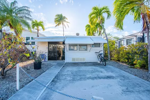 701 Spanish Main Dr #21, Cudjoe Key, FL 33042