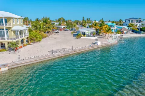 105107 Star Ln, Geiger, FL 33040