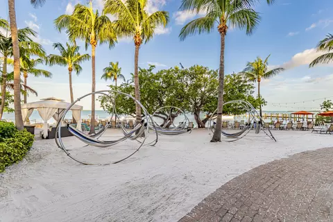 Exterior - 48 E Playa Largo Blvd, Key Largo, FL 33037 photo 14 of 17