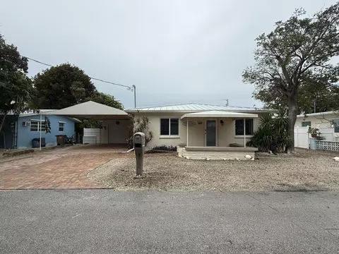 800 50th Ct, Marathon, FL 33050