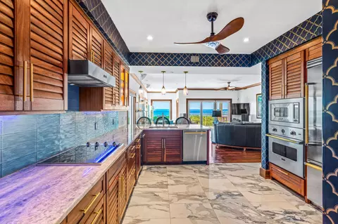 5960 Peninsular Ave #105, Stock Island, FL 33040