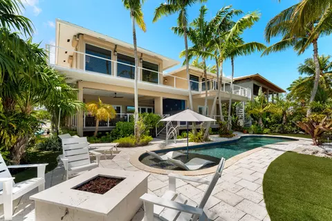 171 Kahiki Dr, Tavernier, FL 33070