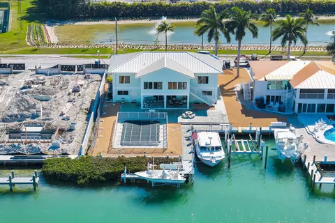 900 Shelter Bay Dr Ocean Dr #KEY colony, Key Colony Beach, FL 33051