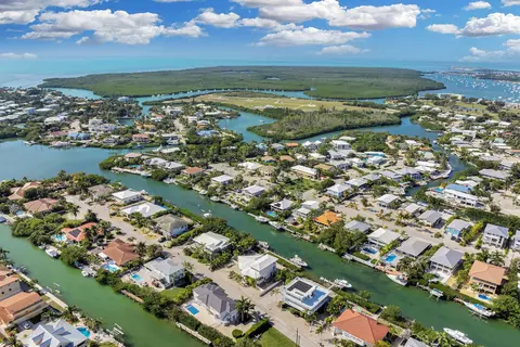 844 E Copa D Oro, Marathon, FL 33050 photo 31