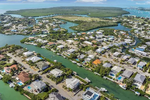 844 E Copa D Oro, Marathon, FL 33050 photo 32