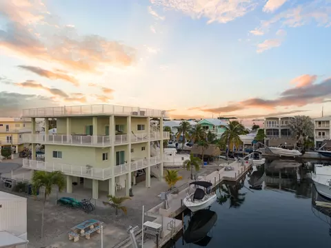 1305 Calder Rd, Key Largo, FL 33037