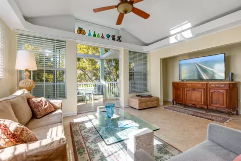 97 Seaside North Ct, Key West, FL 33040